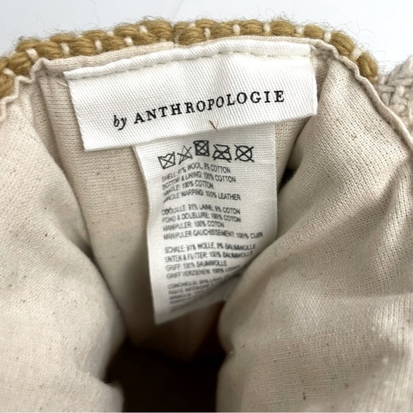 Anthropologie Sophia Wool
Wine Caddy - Picture 9 of 12